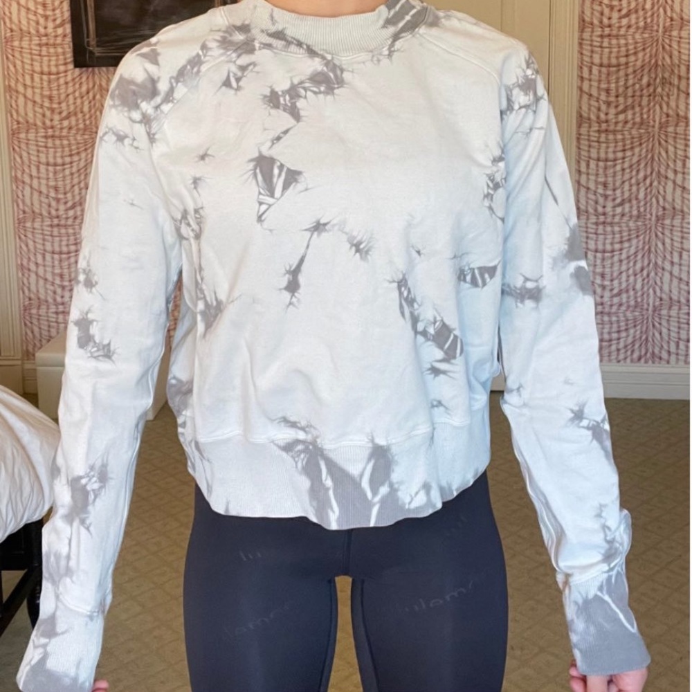 Lulu crewneck